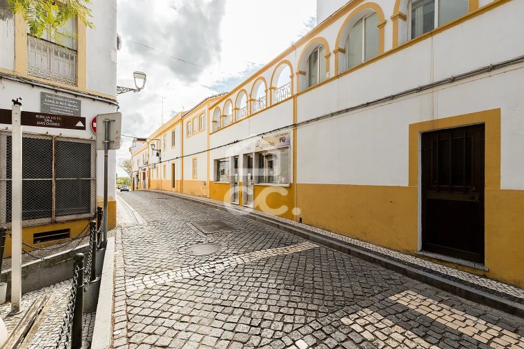Negócio para Venda em Assunção, Ajuda, Salvador e Santo Ildefonso Foto 16