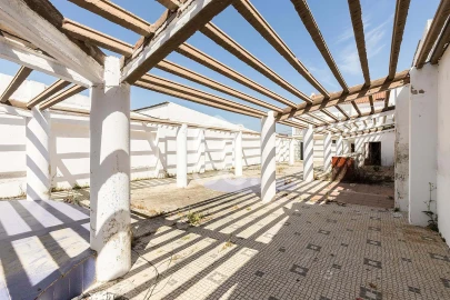 Negócio para Venda em Malagueira e Horta das Figueiras