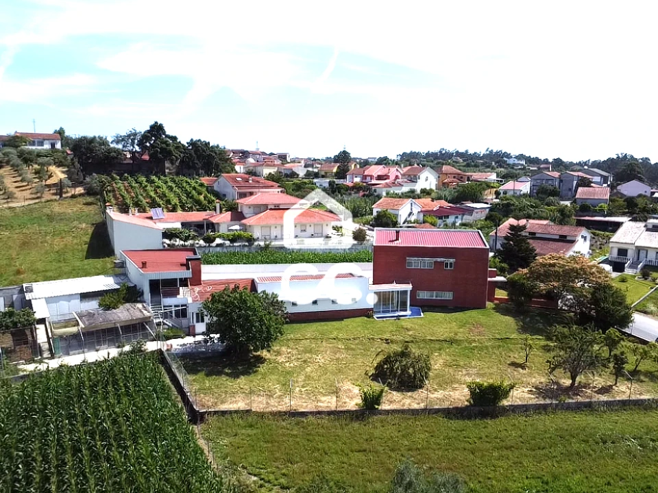 Moradia T5 para Venda em Soure Foto 1