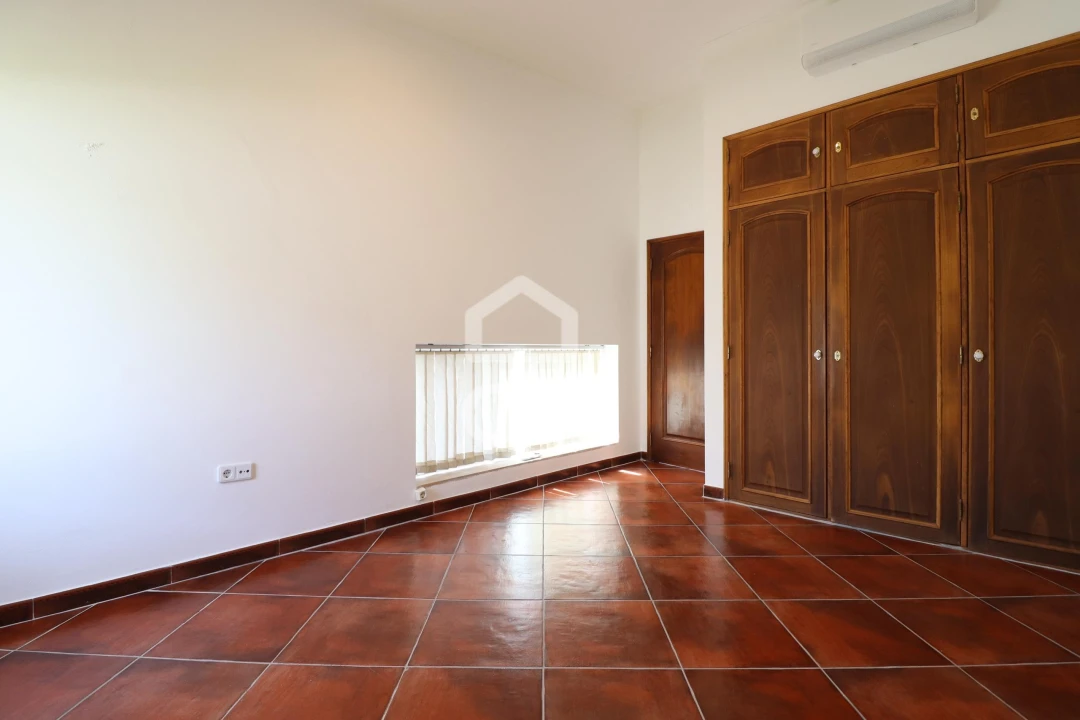 Moradia T5 para Venda em Soure Foto 9