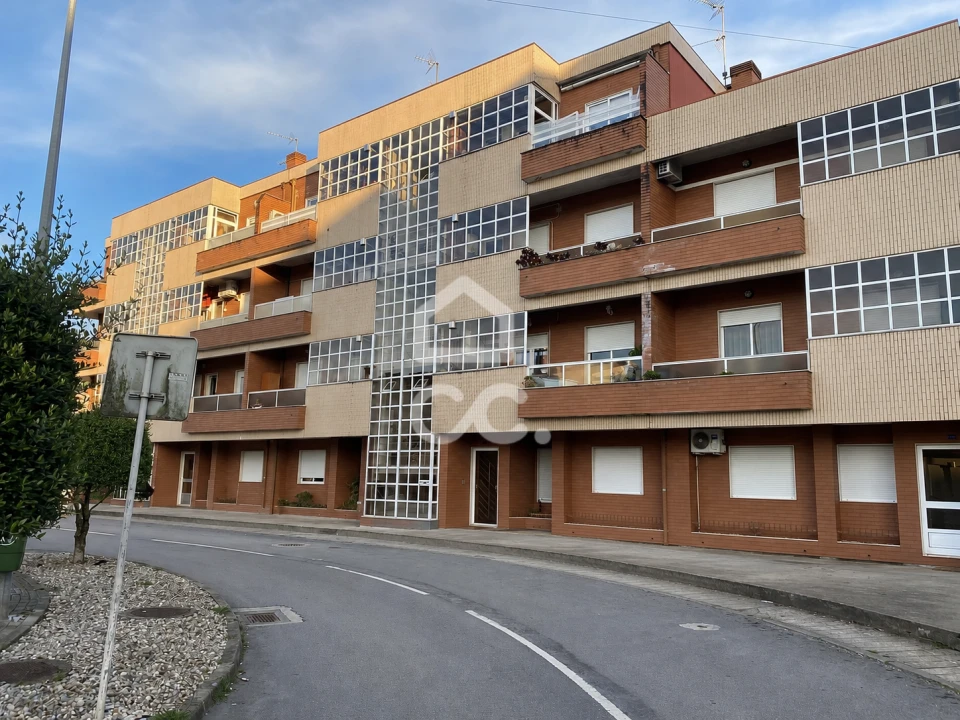 Apartamento T2 para Venda em Selho (São Cristovão) Foto 4