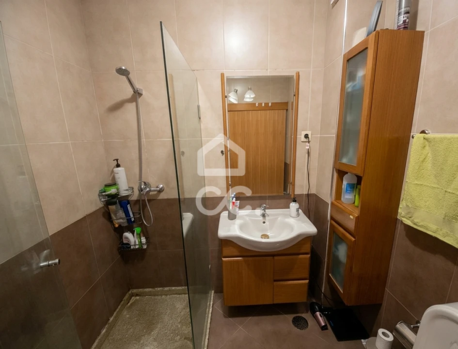 Apartamento T2 para Venda em Selho (São Cristovão) Foto 16