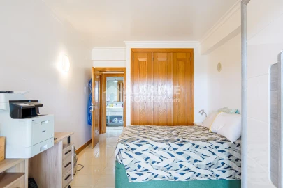 Apartamento T2 para Venda em Quarteira