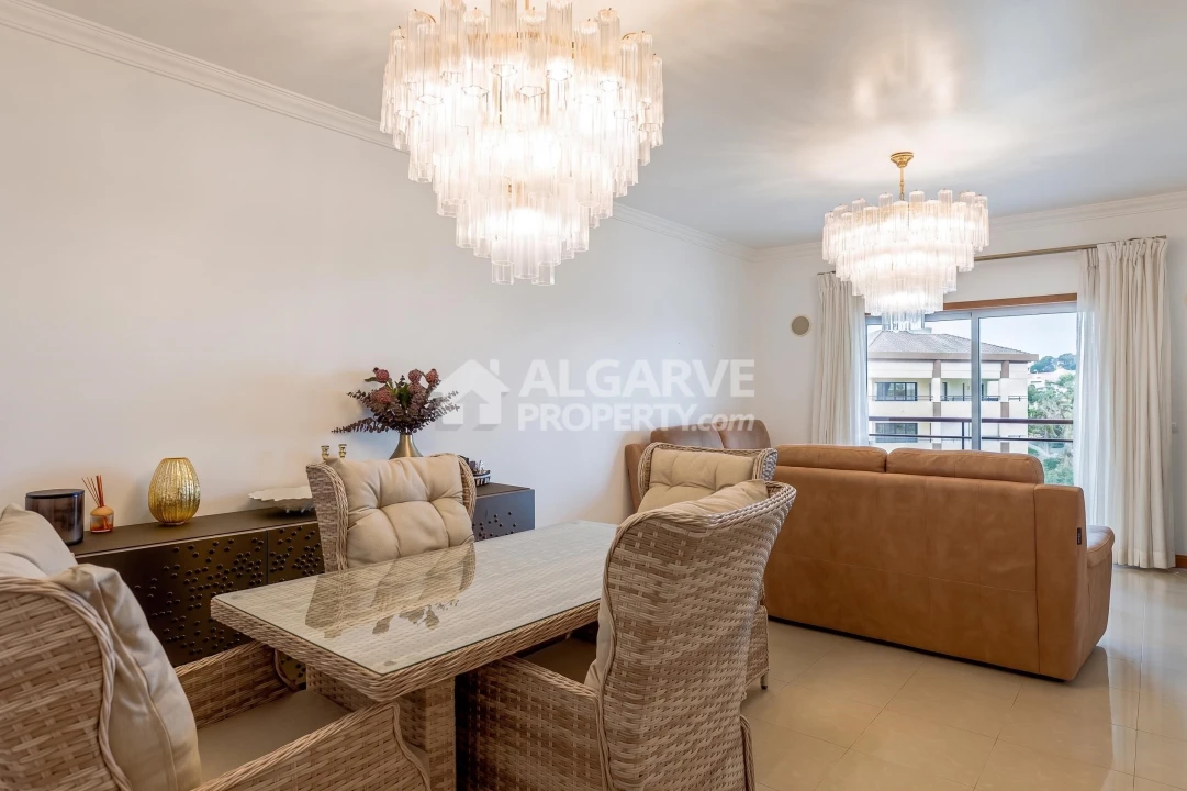 Apartamento T2 para Venda em Quarteira Foto 8