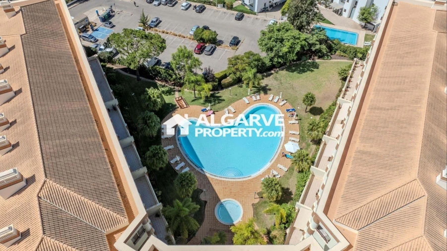 Apartamento T2 para Venda em Quarteira Foto 19