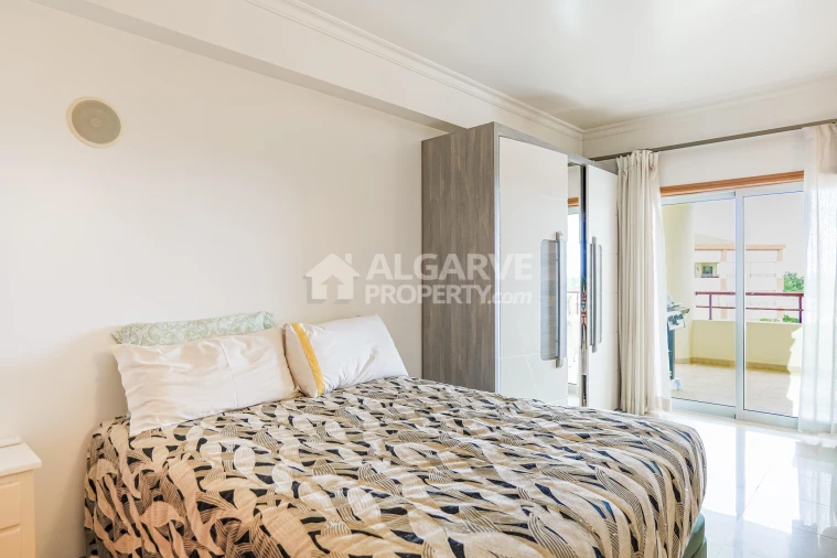 Apartamento T2 para Venda em Quarteira Foto 12