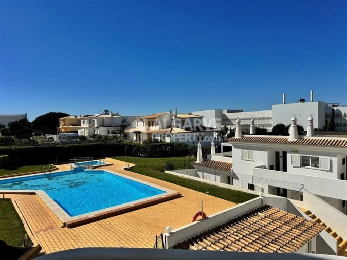 Apartamento T2 para Venda em Albufeira e Olhos de Água Foto 5