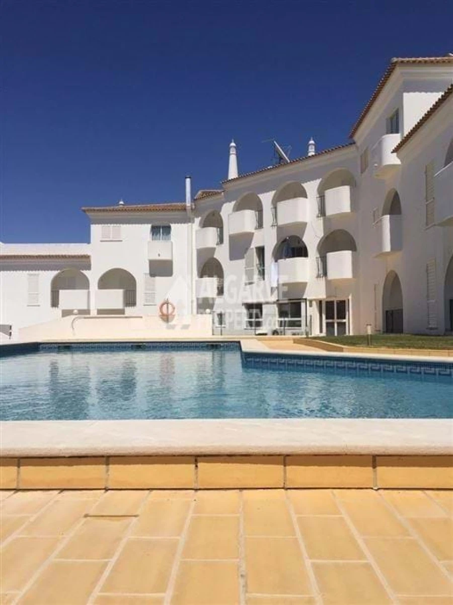 Apartamento T2 para Venda em Albufeira e Olhos de Água Foto 2
