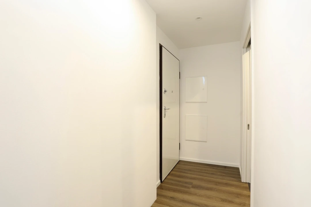Apartamento T1 para Venda em Avenidas Novas Foto 14