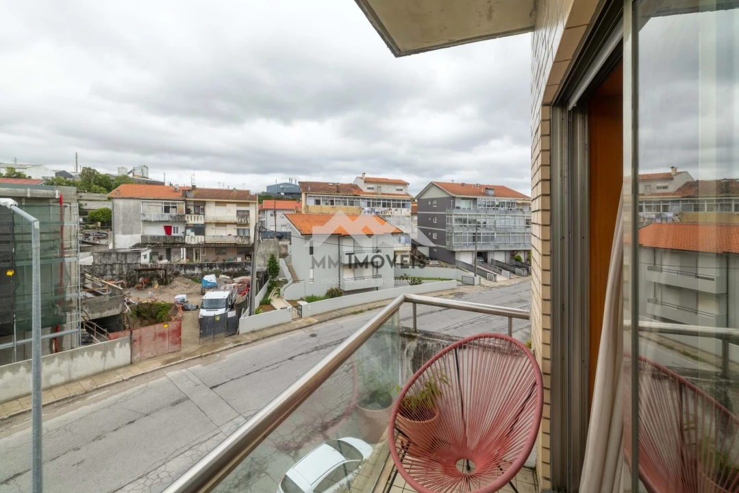 Apartamento T2 para Arrendamento em Rio Tinto Foto 10