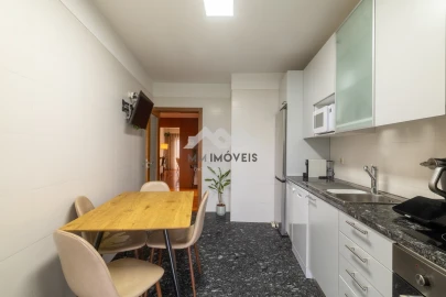 Apartamento T2 para Arrendamento em Rio Tinto