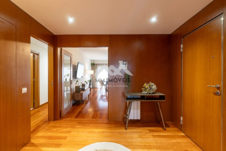 Apartamento T2 para Arrendamento em Rio Tinto Foto 21