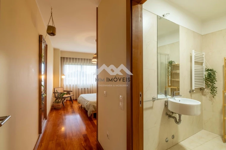 Apartamento T2 para Arrendamento em Rio Tinto Foto 27