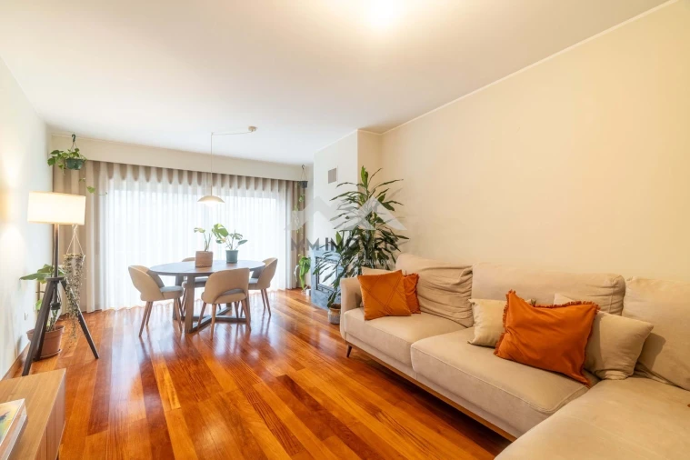 Apartamento T2 para Arrendamento em Rio Tinto Foto 3