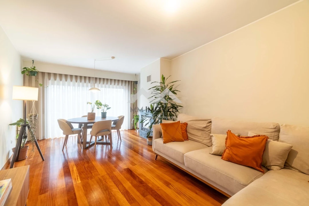 Apartamento T2 para Arrendamento em Rio Tinto Foto 3