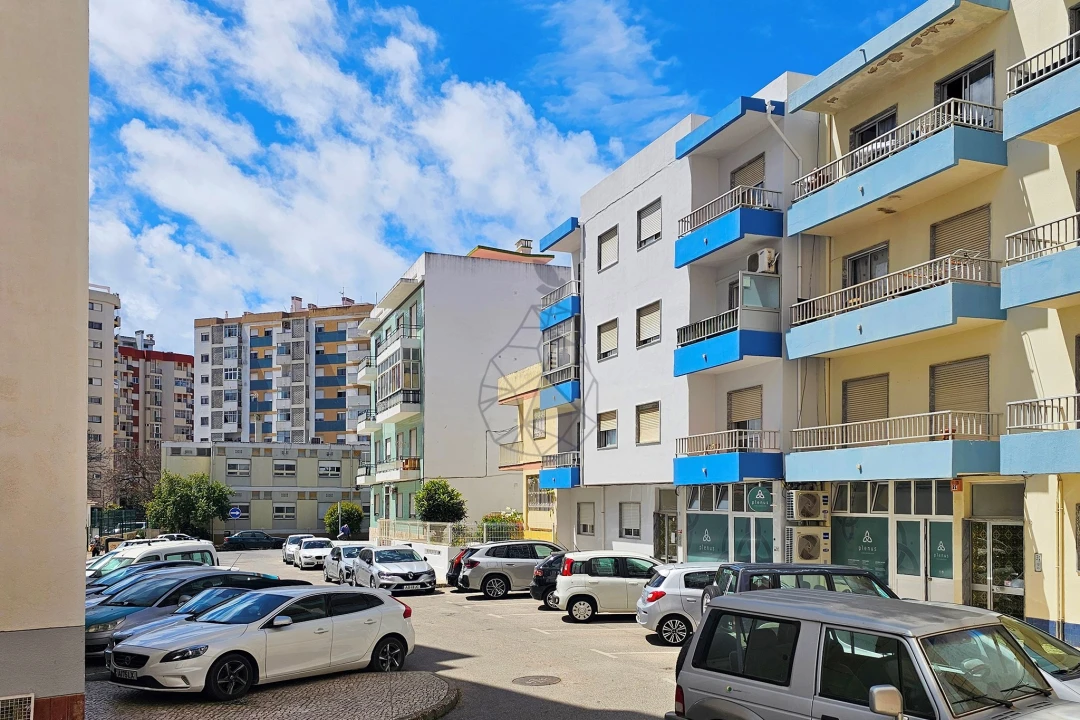 Apartamento T2 para Venda em Portimão Foto 33