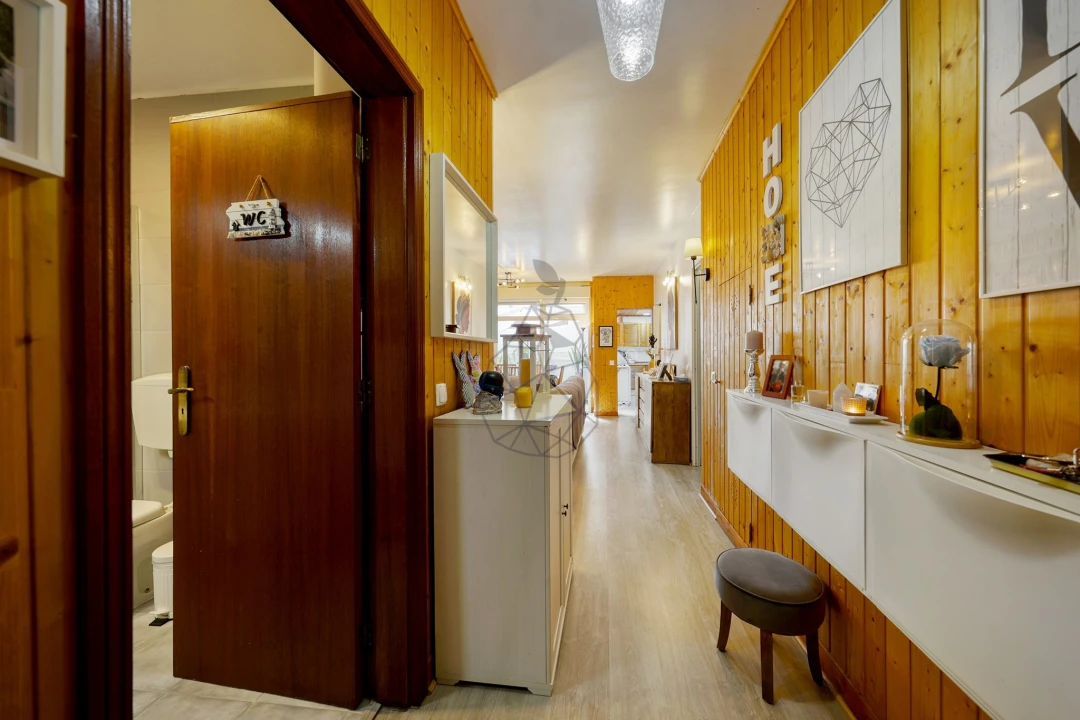 Apartamento T2 para Venda em Portimão Foto 12