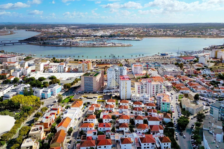 Apartamento T2 para Venda em Portimão Foto 38