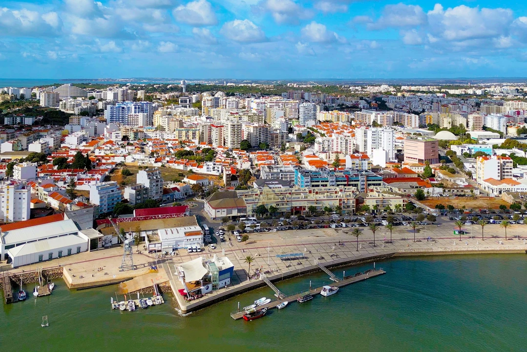 Apartamento T2 para Venda em Portimão Foto 35
