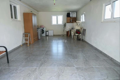 Moradia T5 para Venda em Satão