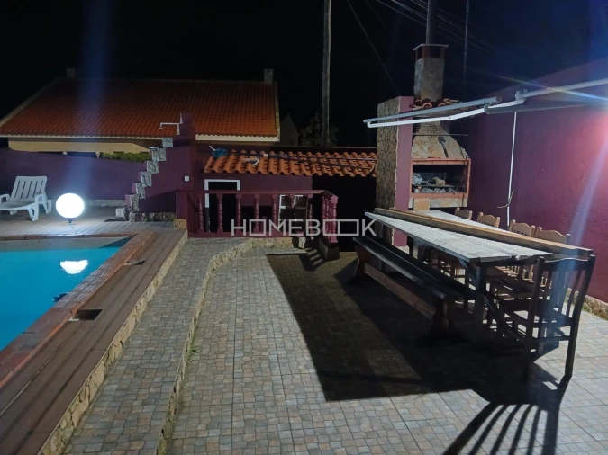 Moradia T3 para Venda em Carvoeira Foto 23