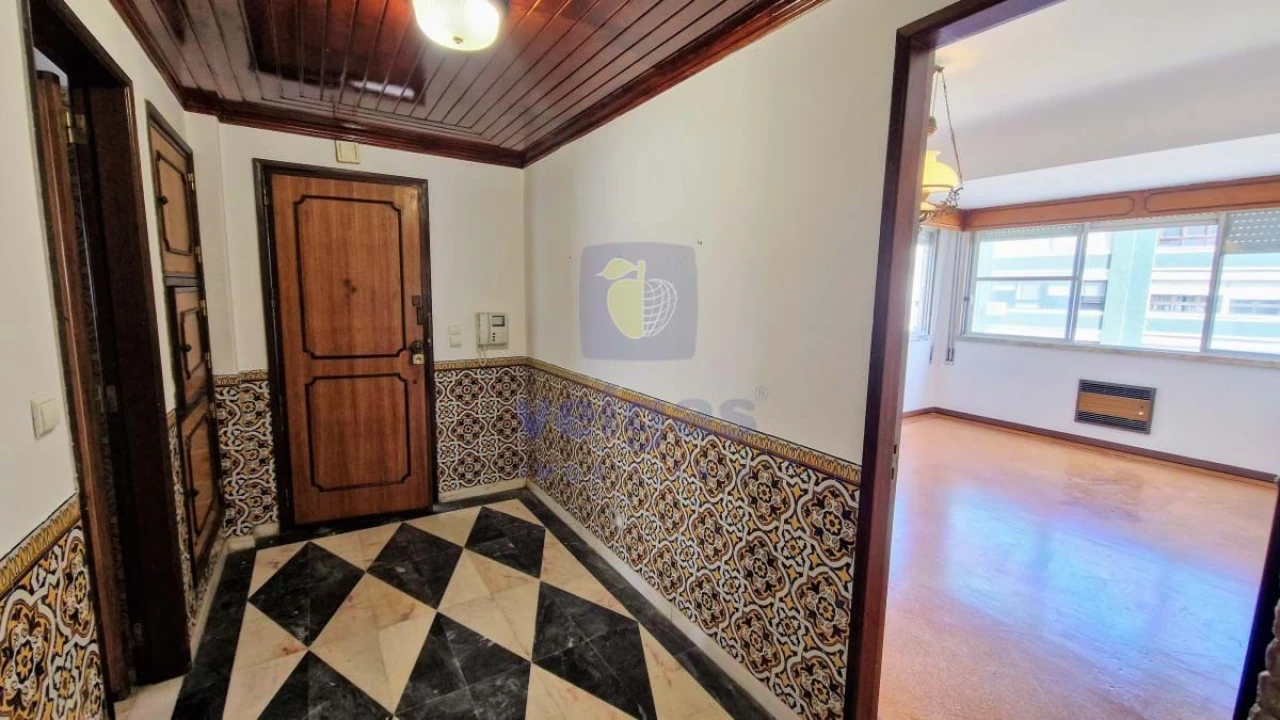 Apartamento T4 para Arrendamento em Olivais Foto 2