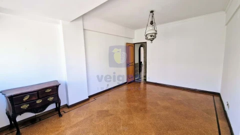 Apartamento T4 para Arrendamento em Olivais