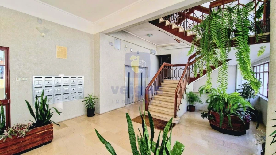 Apartamento T4 para Arrendamento em Olivais Foto 37