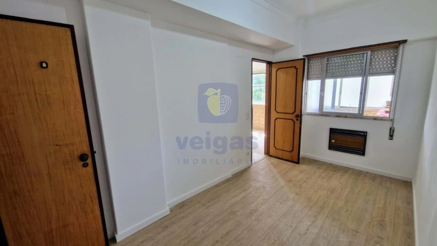 Apartamento T4 para Arrendamento em Olivais Foto 35