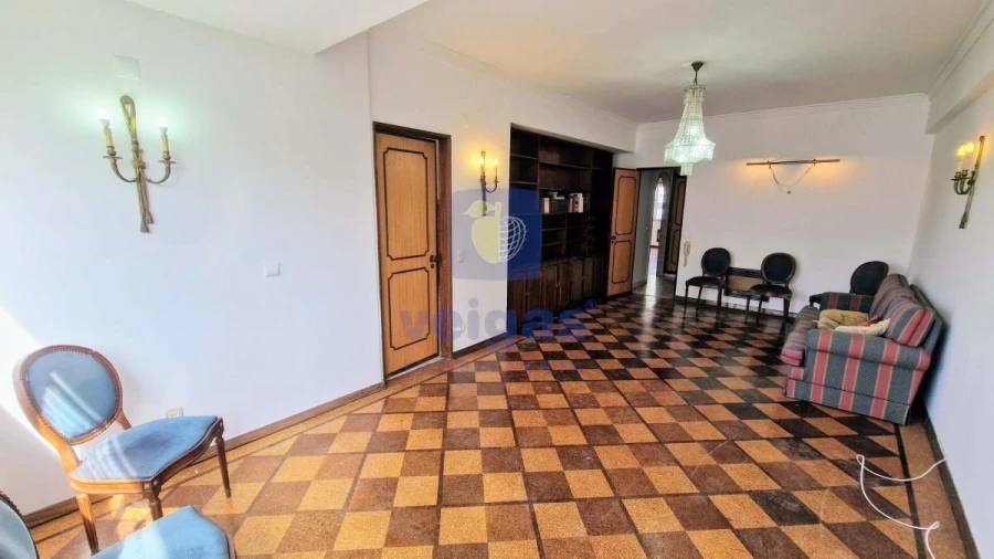 Apartamento T4 para Arrendamento em Olivais Foto 30