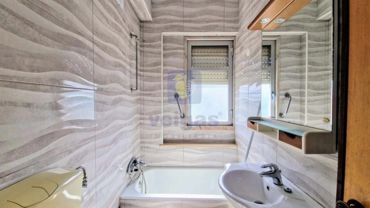 Apartamento T4 para Arrendamento em Olivais Foto 23