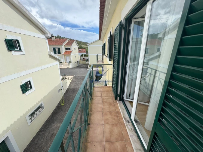 Moradia T3 para Venda em Roliça Foto 32