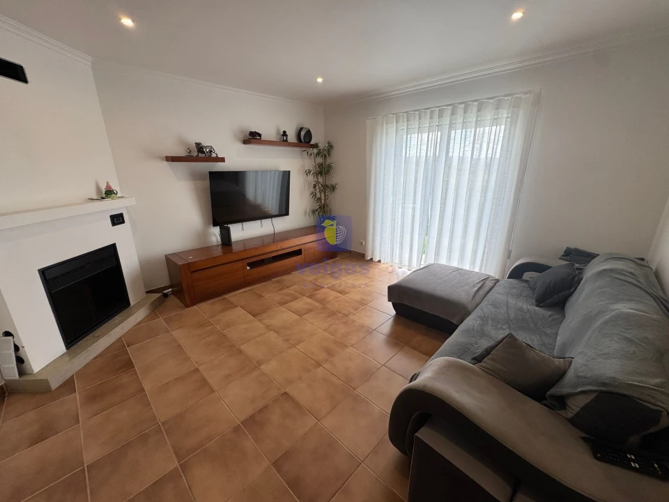 Moradia T3 para Venda em Roliça Foto 4