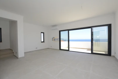 Moradia T3 para Venda em Albufeira e Olhos de Água