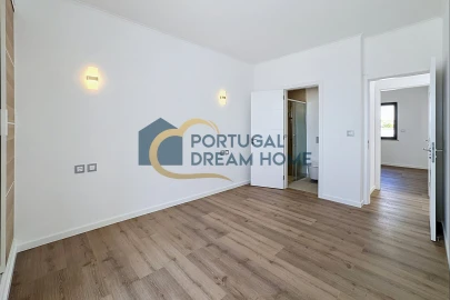Moradia T3 para Venda em Albufeira e Olhos de Água