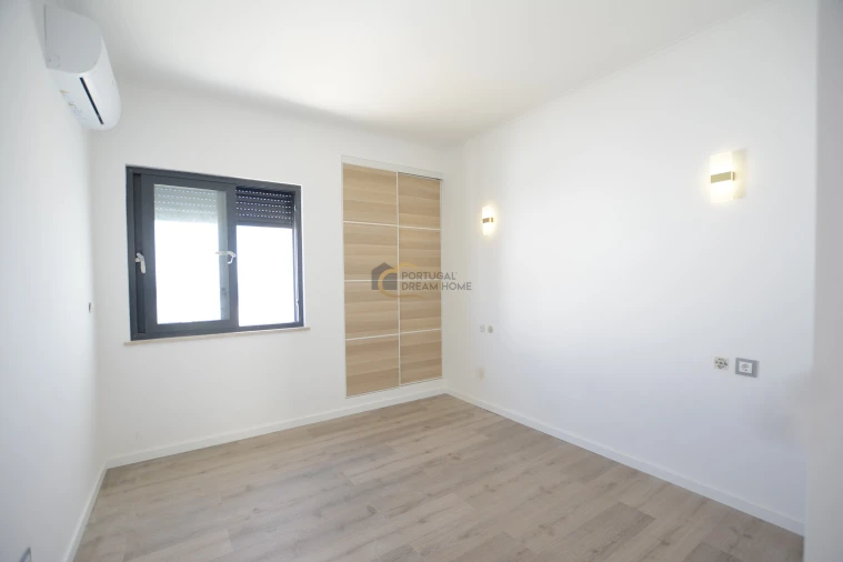 Moradia T3 para Venda em Albufeira e Olhos de Água Foto 14