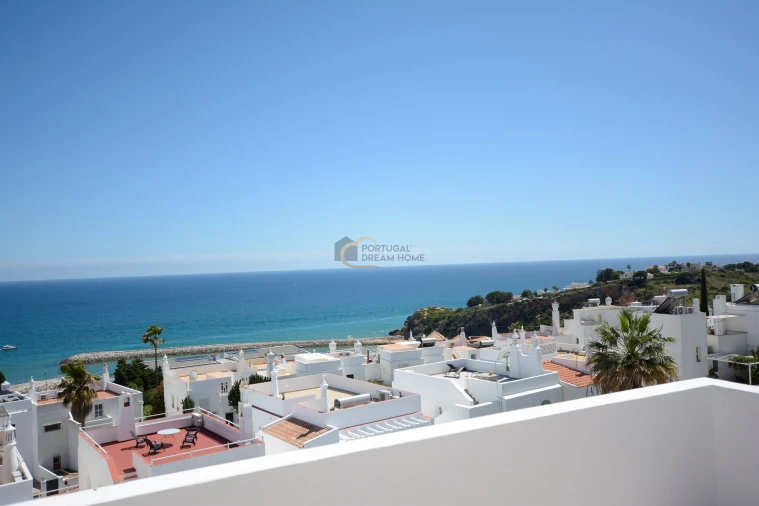 Moradia T3 para Venda em Albufeira e Olhos de Água Foto 22
