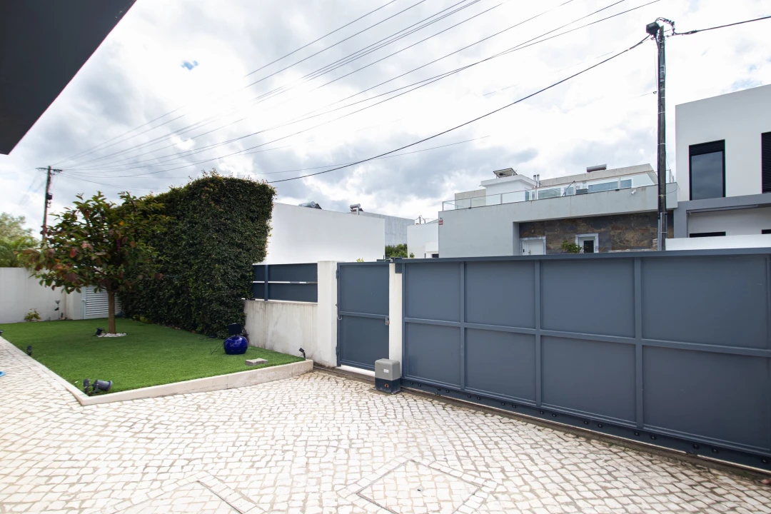 Moradia T4 para Venda em Amora Foto 44