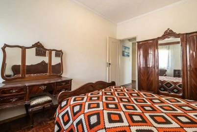 Apartamento T3 para Venda em Beato