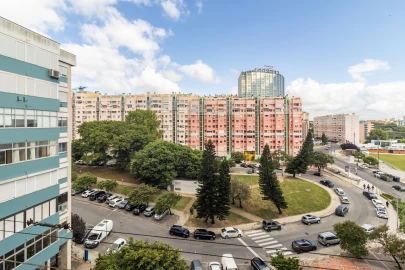 Apartamento T3 para Venda em Beato