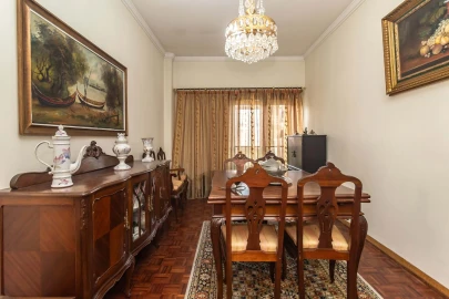 Apartamento T3 para Venda em Beato