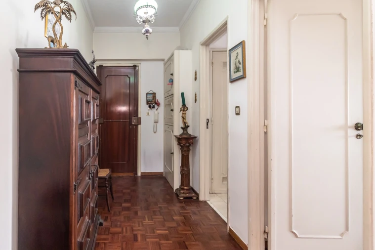 Apartamento T3 para Venda em Beato Foto 10