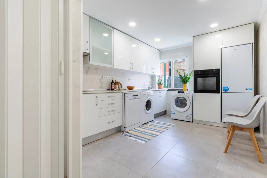 Apartamento T2 para Venda em Algueirão-Mem Martins Foto 7