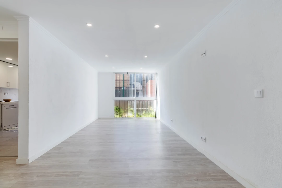 Apartamento T2 para Venda em Algueirão-Mem Martins Foto 1