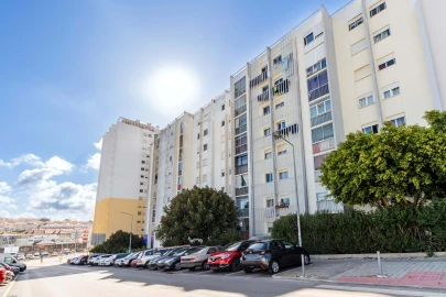 Apartamento T2 para Venda em Algueirão-Mem Martins