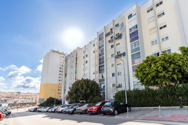 Apartamento T2 para Venda em Algueirão-Mem Martins Foto 31