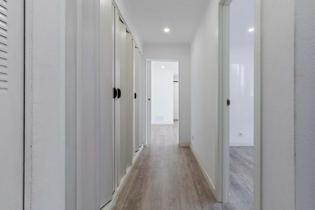 Apartamento T2 para Venda em Algueirão-Mem Martins Foto 13