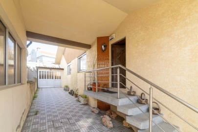 Moradia T4 para Venda em Cidade da Maia