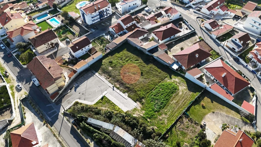 Terreno para Venda em Foz do Arelho Foto 2