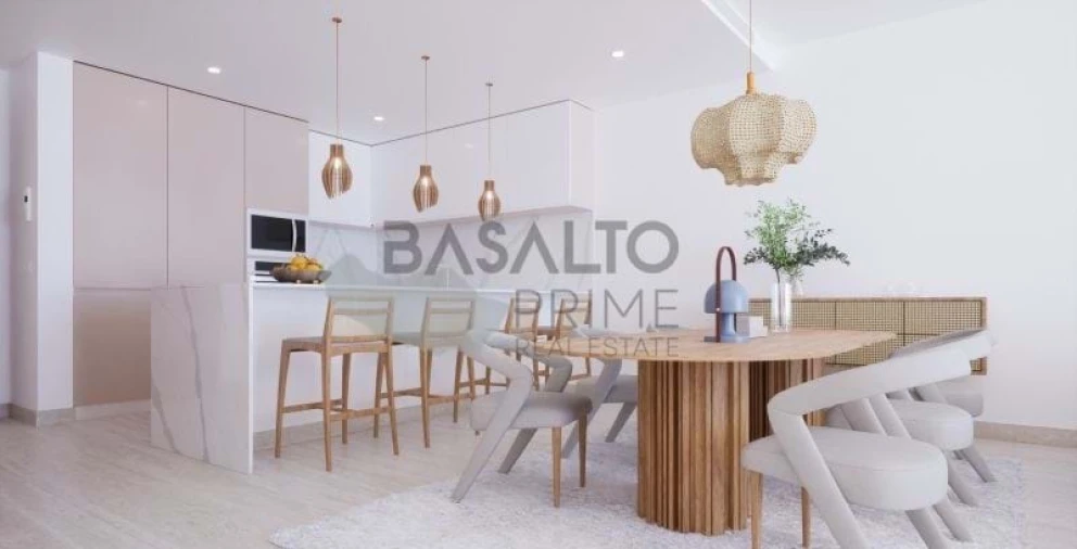 Apartamento T3 para Venda em Camara de Lobos Foto 3